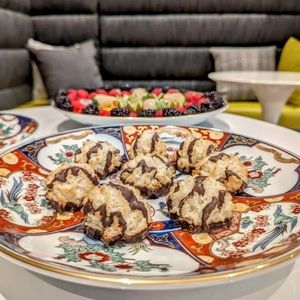 9 Piece Vintage Japanese Imari Set